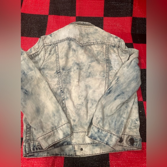 True Religion Jimmy Super T jean jacket size M
Pit to pit: 20.5”
Length: 26” - Picture 3 of 6